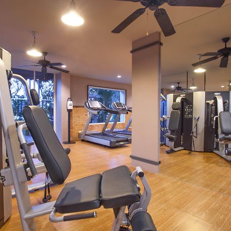 Zenmaya Oceanfront Phuket, Trademark Collection By Wyndham Patong Exteriér fotografie The gym at the hotel