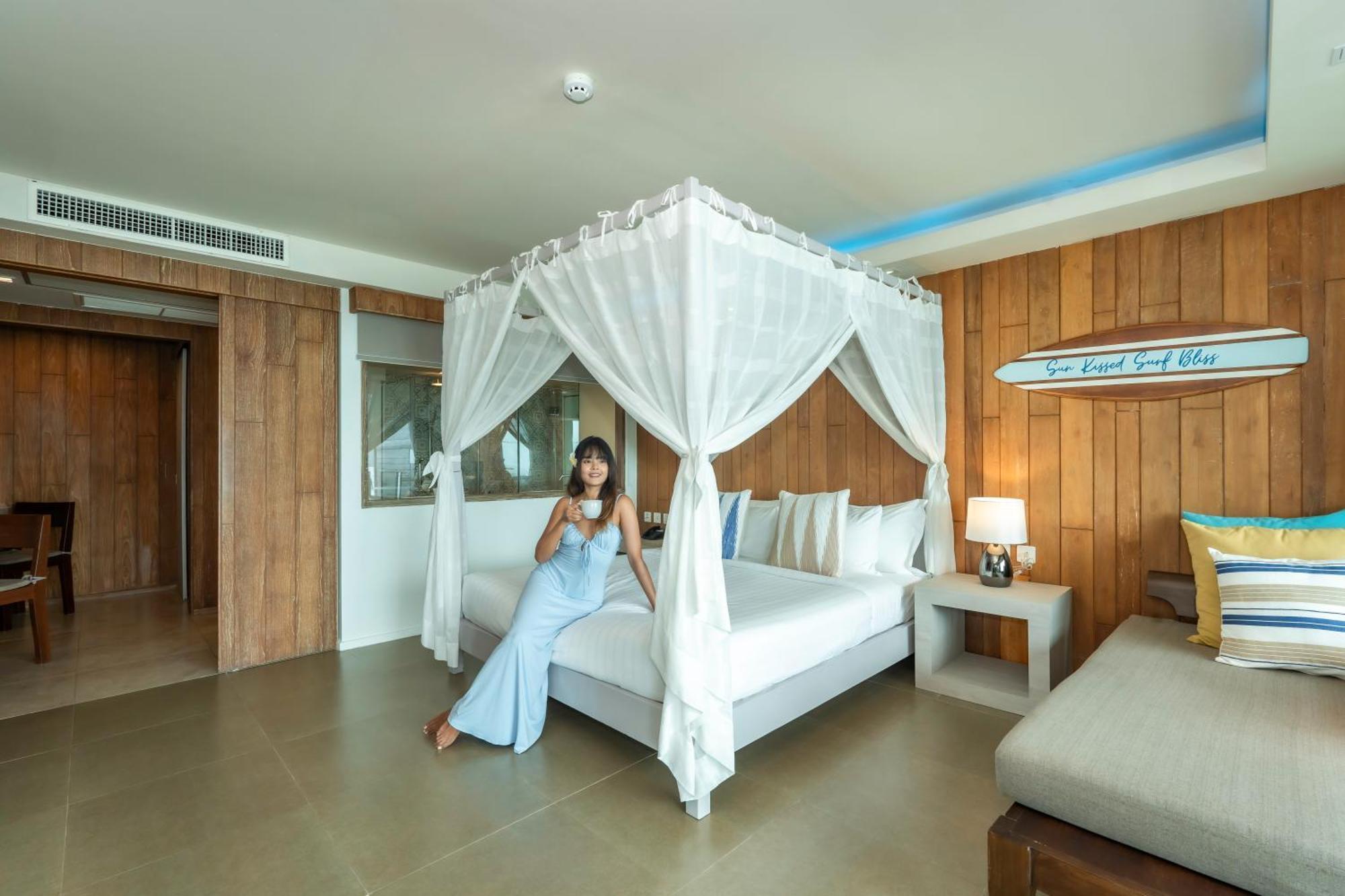 Zenmaya Oceanfront Phuket, Trademark Collection By Wyndham Patong Exteriér fotografie A guest at the hotel