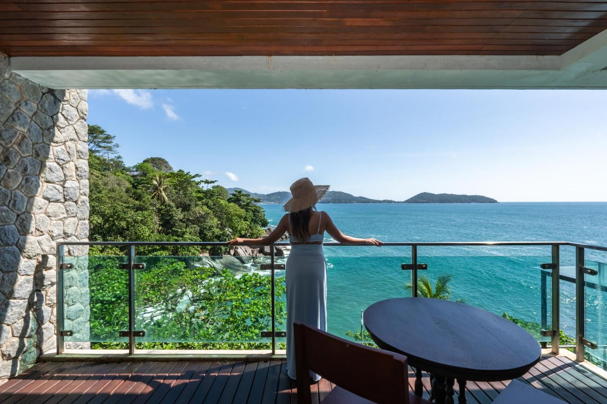 Zenmaya Oceanfront Phuket, Trademark Collection By Wyndham Patong Exteriér fotografie View from the hotel